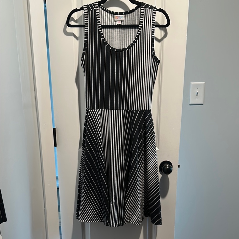 Black and White Striped Lularoe Nikki